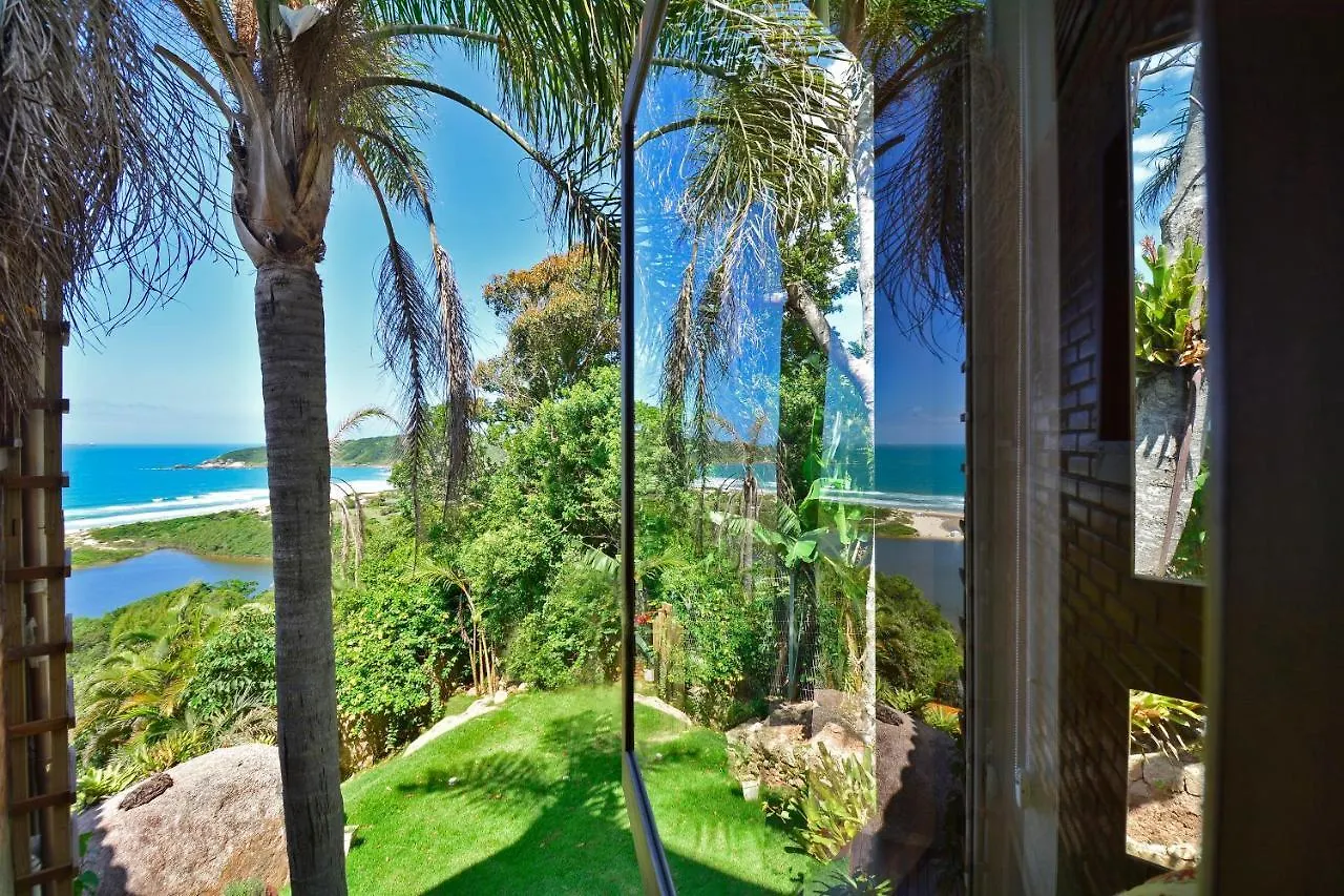 Villa Gardena Suites Praia do Rosa Brasil